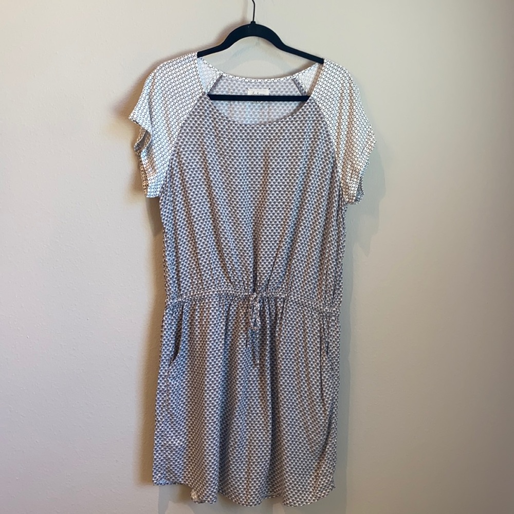 Lou and Grey Loft Short Sleeve Dress
